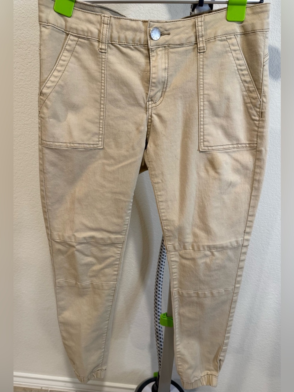 VIP Beige/Tan Women's Jeggings with Front Patch Pockets